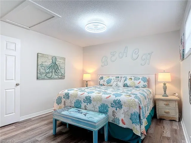 Upstairs Bathroom #2