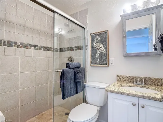 Upstairs Bathroom #2