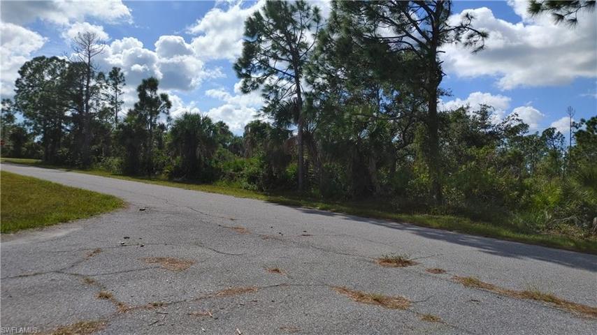 3205  Pickett  ST, PORT CHARLOTTE, FL 33981
