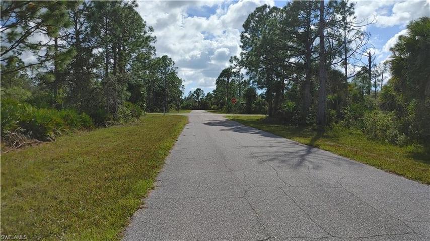 3205  Pickett  ST, PORT CHARLOTTE, FL 33981