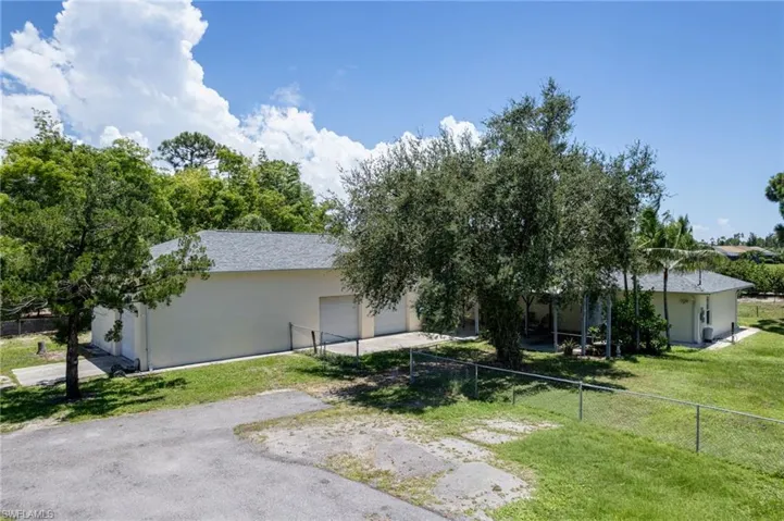 4301  Pine  RD, Fort Myers, FL 33908