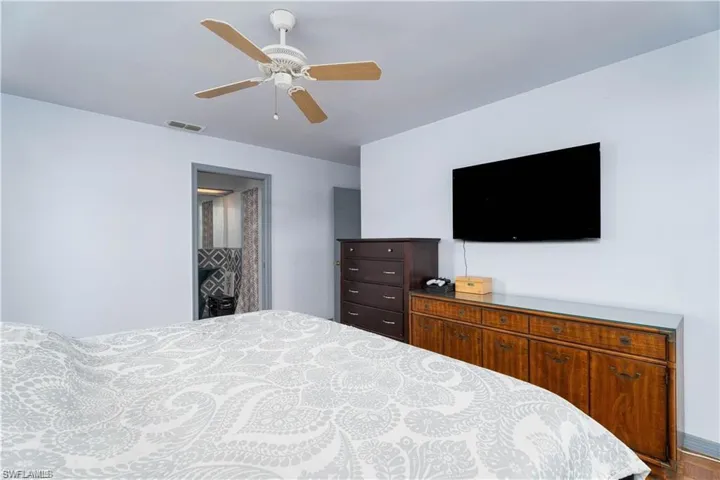 Bedroom with ceiling fan