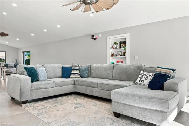 4973 Royal Palm Dr, Estero, Florida 33928