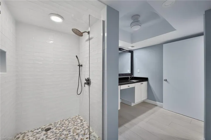 Primary shower