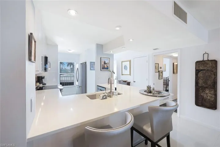 Breakfast Bar