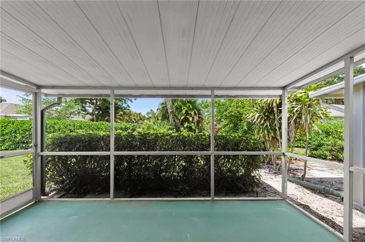 50 Glades Blvd 2, Naples, Florida 34112