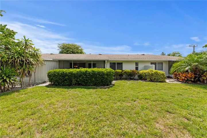 50 Glades Blvd 2, Naples, Florida 34112