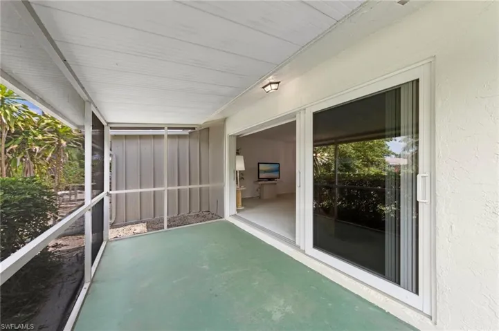 50 Glades Blvd 2, Naples, Florida 34112