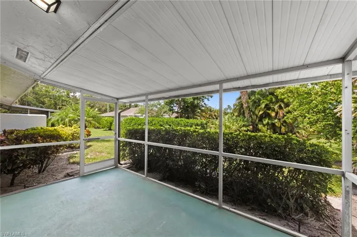 50 Glades Blvd 2, Naples, Florida 34112