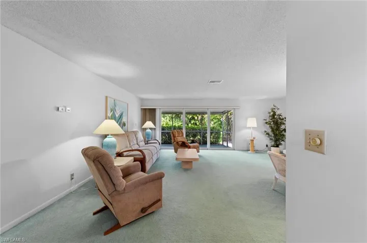 50 Glades Blvd 2, Naples, Florida 34112