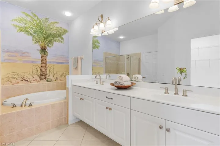 10561  Avila  CIR, Fort Myers, FL 33913