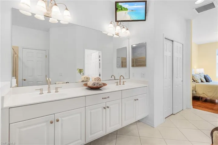 10561  Avila  CIR, Fort Myers, FL 33913