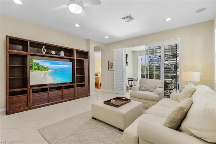 10561  Avila  CIR, Fort Myers, FL 33913