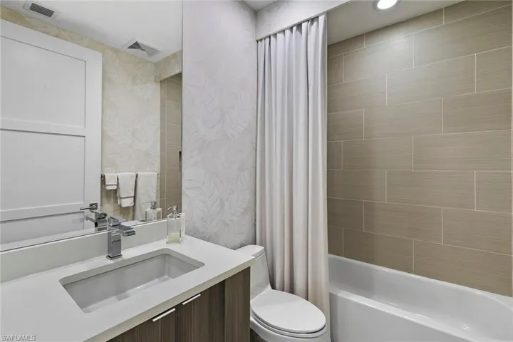 1035 3rd Ave S 504, Naples, Florida 34102