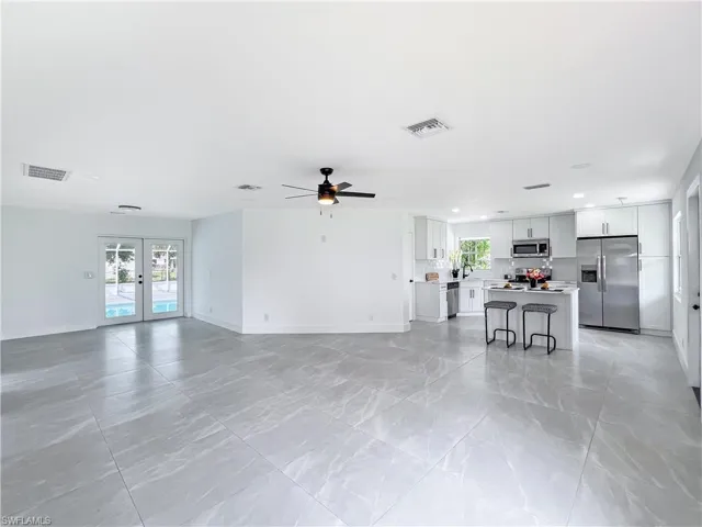 1325  Forsyth  CT, North Fort Myers, FL 33903