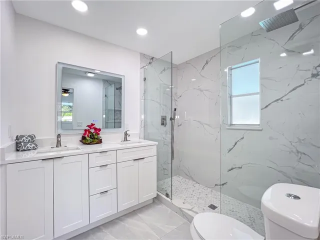 1325  Forsyth  CT, North Fort Myers, FL 33903