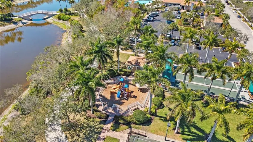 15127 Reef Ln, Bonita Springs, Florida 34135