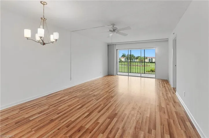 13 High Point Cir N 209, Naples, Florida 34103