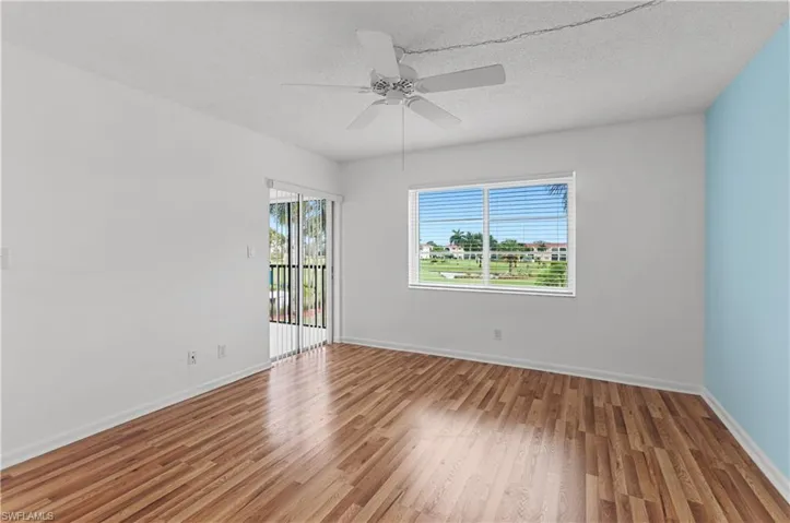 13 High Point Cir N 209, Naples, Florida 34103