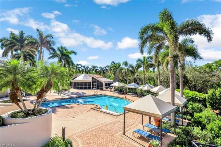 Enjoy the tropical setting year round!