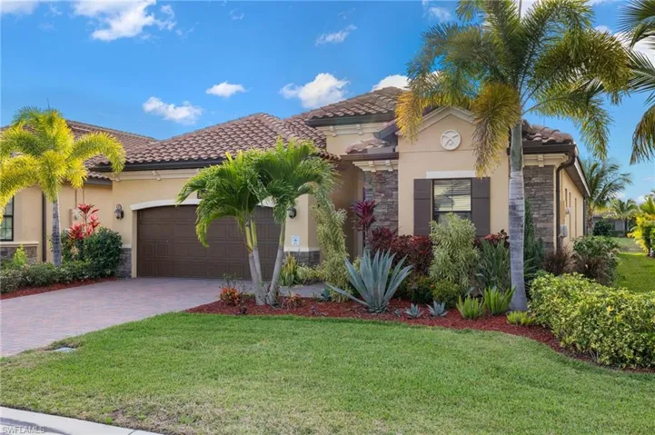 28124  Foxrock  CT, Bonita Springs, FL 34135