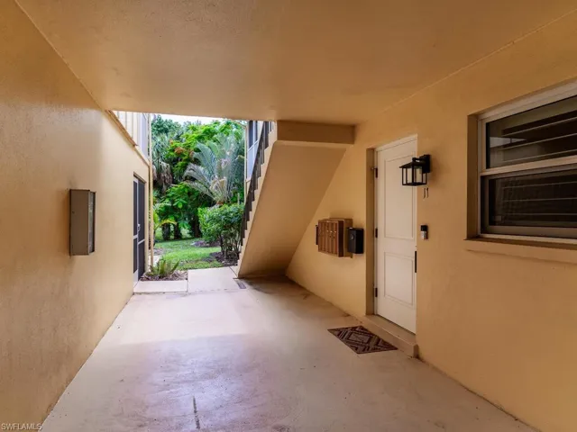 Building hallway entry to the unit