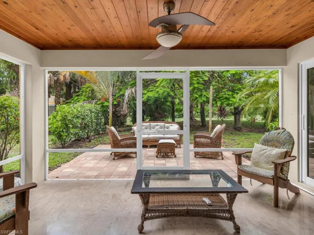 patio with wood ceiling and ceiling fan