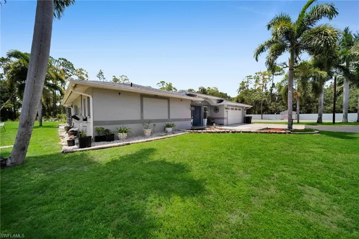 19901 Pine Echo Rd, North Fort Myers, Florida 33917