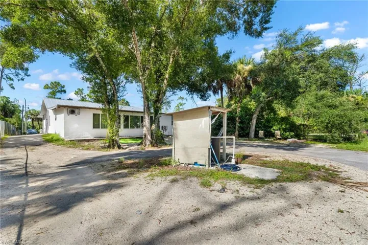 1871 Golden Gate Blvd E, Naples, Florida 34120