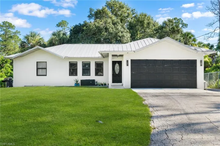 1871 Golden Gate Blvd E, Naples, Florida 34120