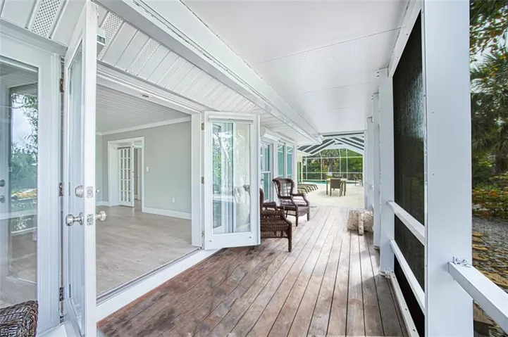 screened_porch_off_master_and_formal_dining_area