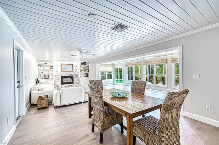 Dining-Living