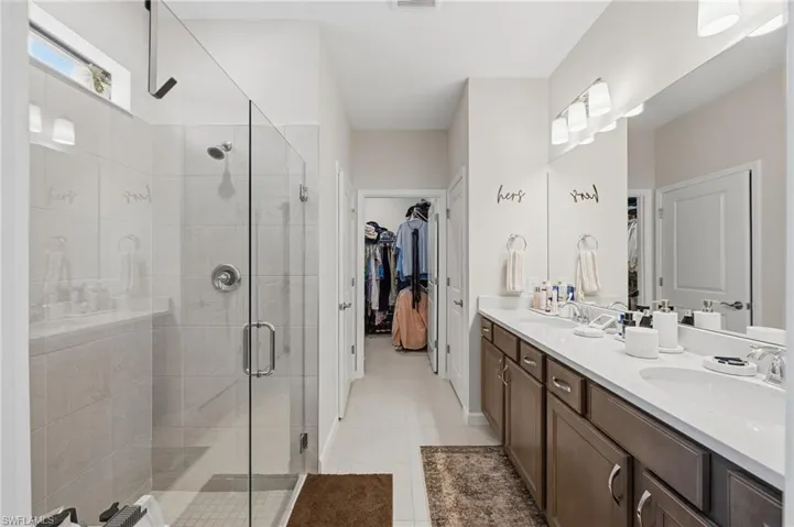 24882 Marina Del Ray Dr, Bonita Springs, Florida 34135