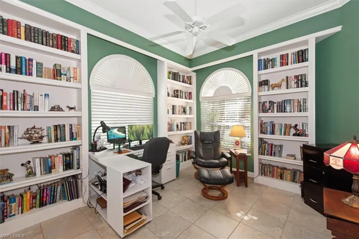 Den with built in bookcases, plantation