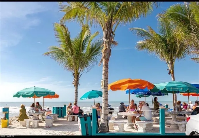 Doc’s restaurant at Bonita beach