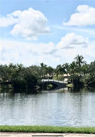 Lakefront community