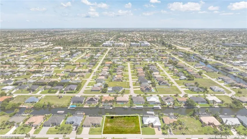 2201 Sw 28th Ter, Cape Coral, Florida 33914