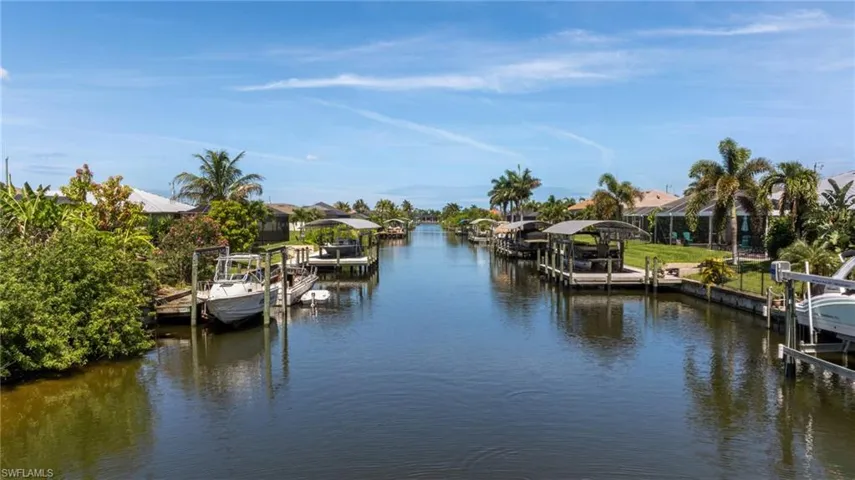 2201 Sw 28th Ter, Cape Coral, Florida 33914