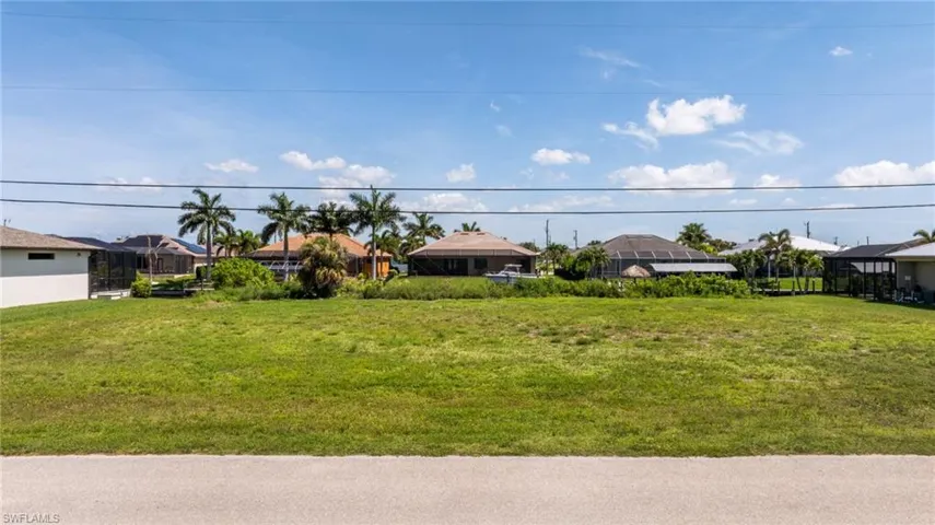 2201 Sw 28th Ter, Cape Coral, Florida 33914