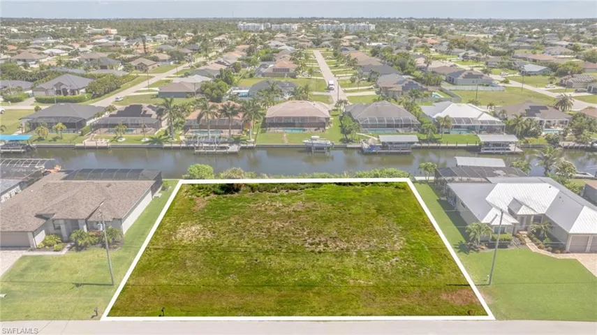 2201 Sw 28th Ter, Cape Coral, Florida 33914