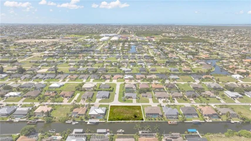 2201 Sw 28th Ter, Cape Coral, Florida 33914