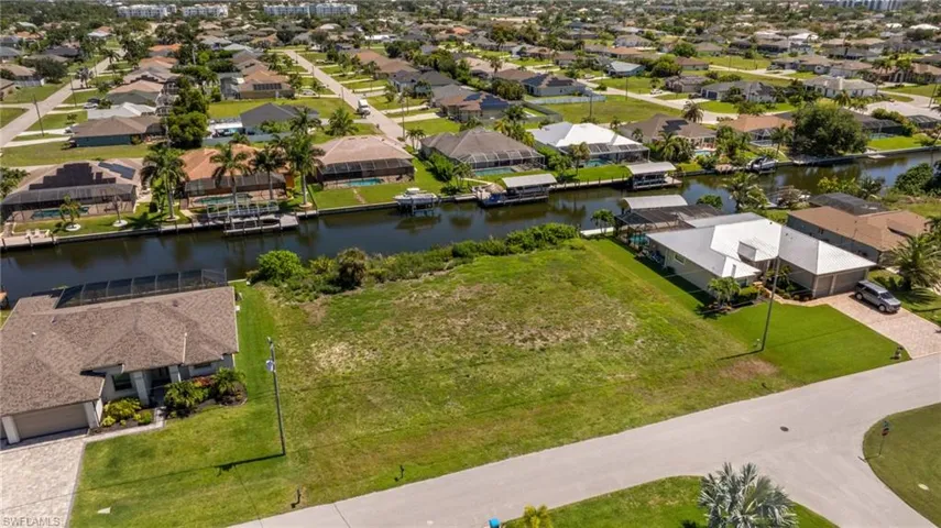 2201 Sw 28th Ter, Cape Coral, Florida 33914