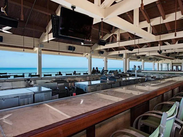 North Beach- Marker 36- bar and restaurant