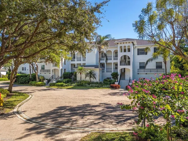 Building 830 with cul de sac location