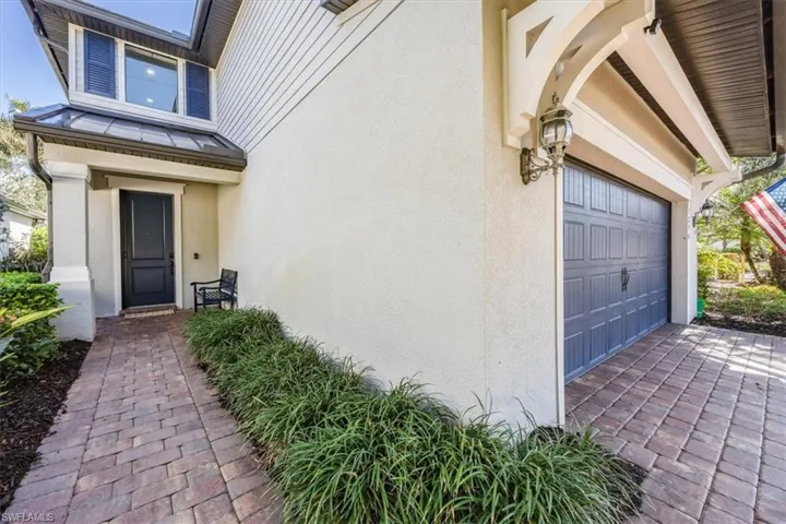 7234  Wilton  DR, Naples, FL 34109