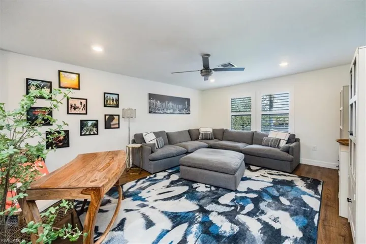 7234  Wilton  DR, Naples, FL 34109