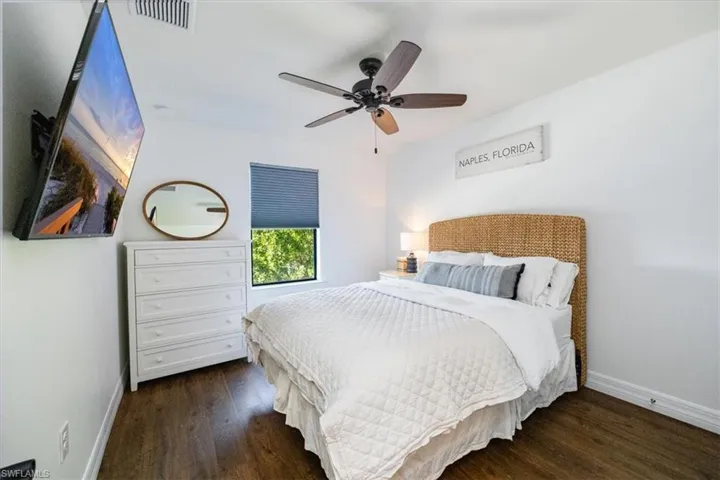 7234  Wilton  DR, Naples, FL 34109