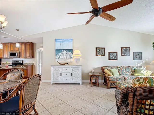 Great Room / Living Room. Vaulted ceiling.