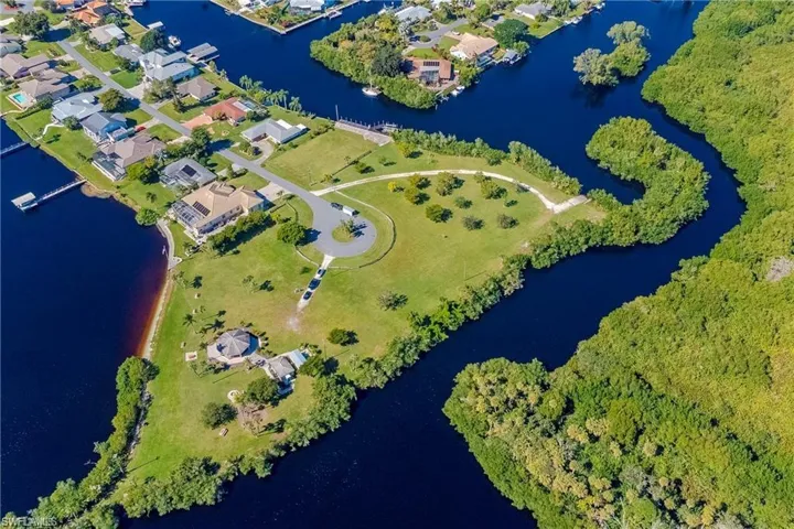 "THE POINT" PRIVATE 7 ACRE LOT