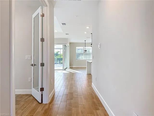 Bedroom/Den/Office